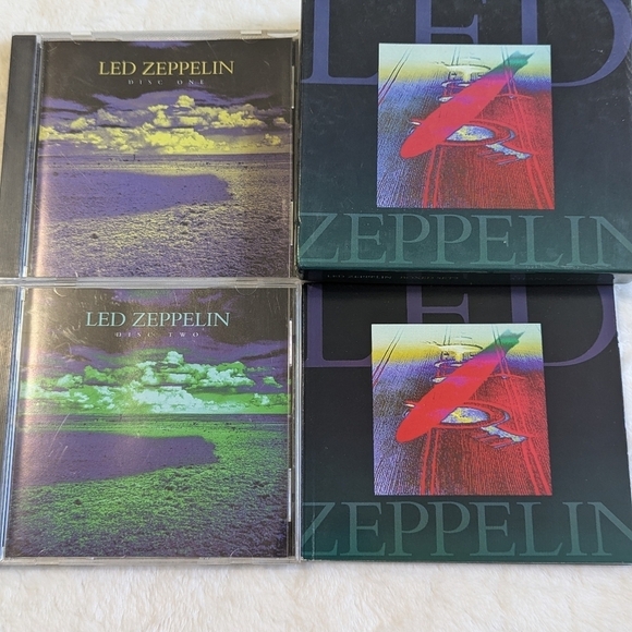 Vintage Led Zeppelin Box CD Set - 2 Disc Set Released in 1993 - Picture 2 of 11